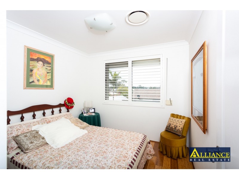 4A Penrose Avenue, East Hills NSW 2213