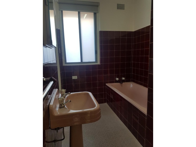 1 Lesley Avenue, Revesby NSW 2212