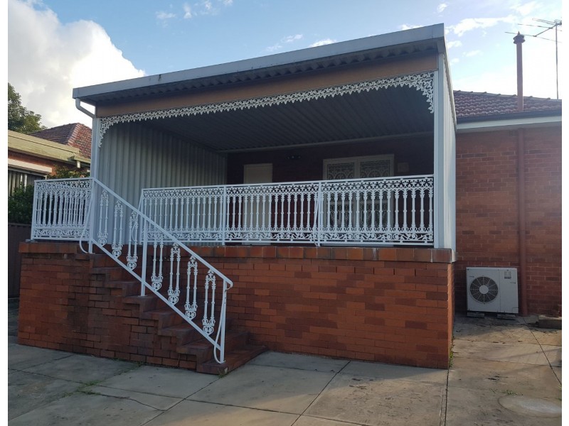 1 Lesley Avenue, Revesby NSW 2212