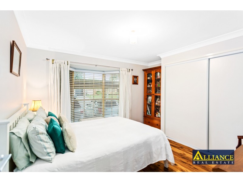 52 Rugby Crescent, Chipping Norton NSW 2170