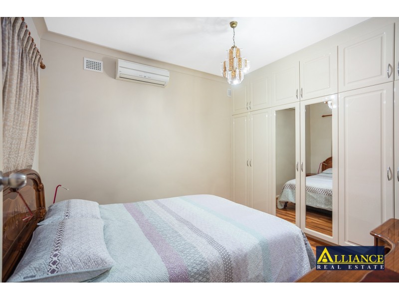 125 Noble Avenue, Greenacre NSW 2190