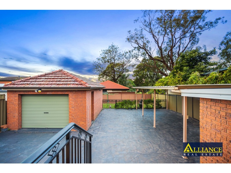 125 Noble Avenue, Greenacre NSW 2190