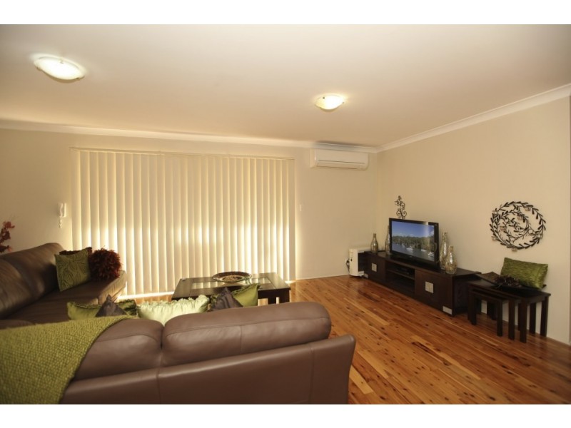 3/42-44 Sir Joseph Banks Street, Bankstown NSW 2200