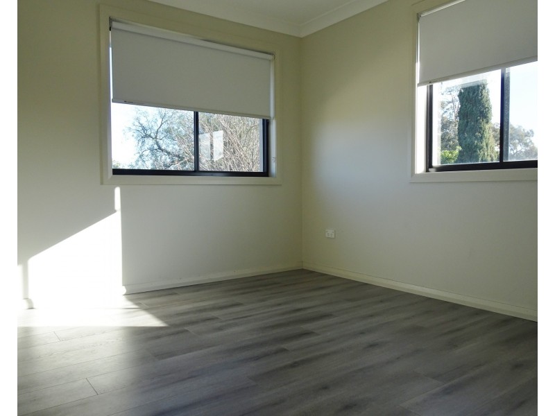 11A Donald Street, Picnic Point NSW 2213