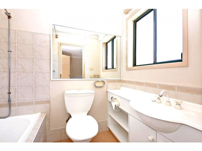 11/169 Horsley Road, Panania NSW 2213