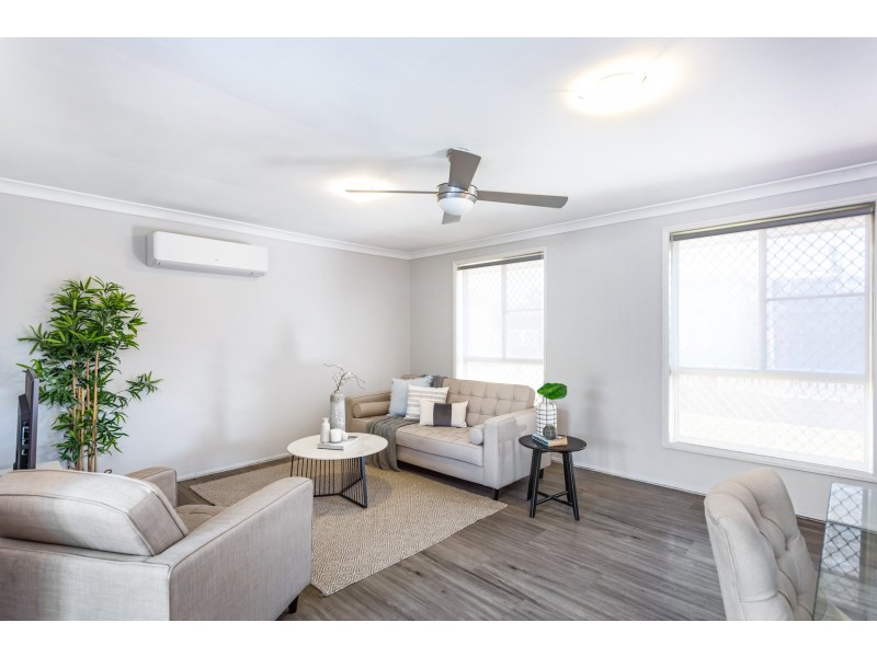 2/19 Broe Avenue, East Hills NSW 2213