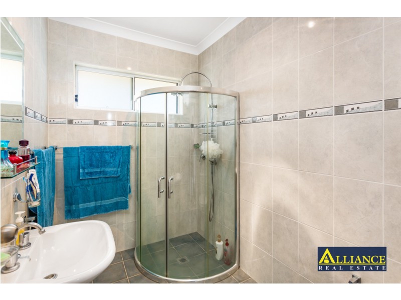 867 Henry Lawson Drive, Picnic Point NSW 2213