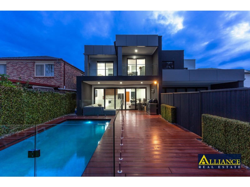 25a Toby Crescent, Panania NSW 2213