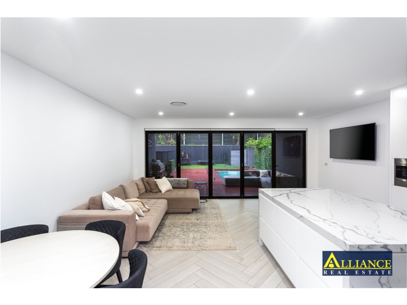 25a Toby Crescent, Panania NSW 2213