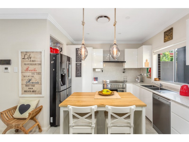 23 Donald Street, Picnic Point NSW 2213