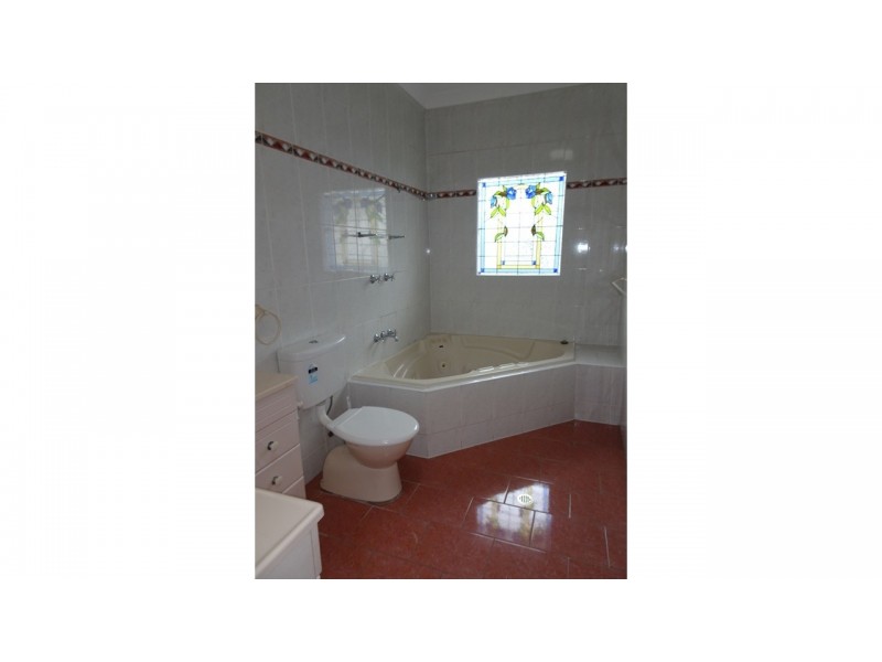 10 Lambeth Street, Panania NSW 2213