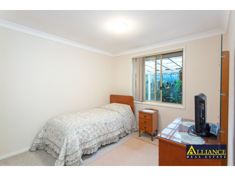 4/4 Bell Street, Panania NSW 2213