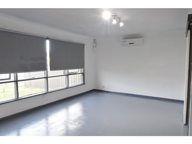 25 Armentieres Avenue, Milperra NSW 2214