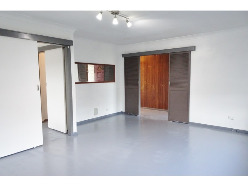 25 Armentieres Avenue, Milperra NSW 2214