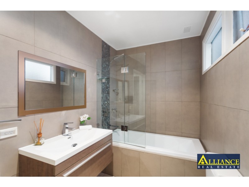 6 Ruthven Avenue, Milperra NSW 2214