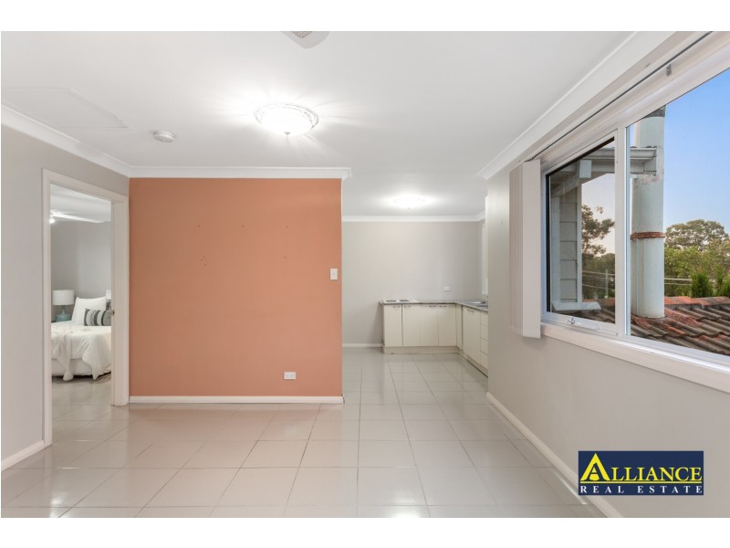 6 Ruthven Avenue, Milperra NSW 2214