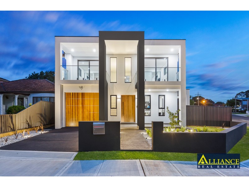 135 Marco Avenue, Panania NSW 2213