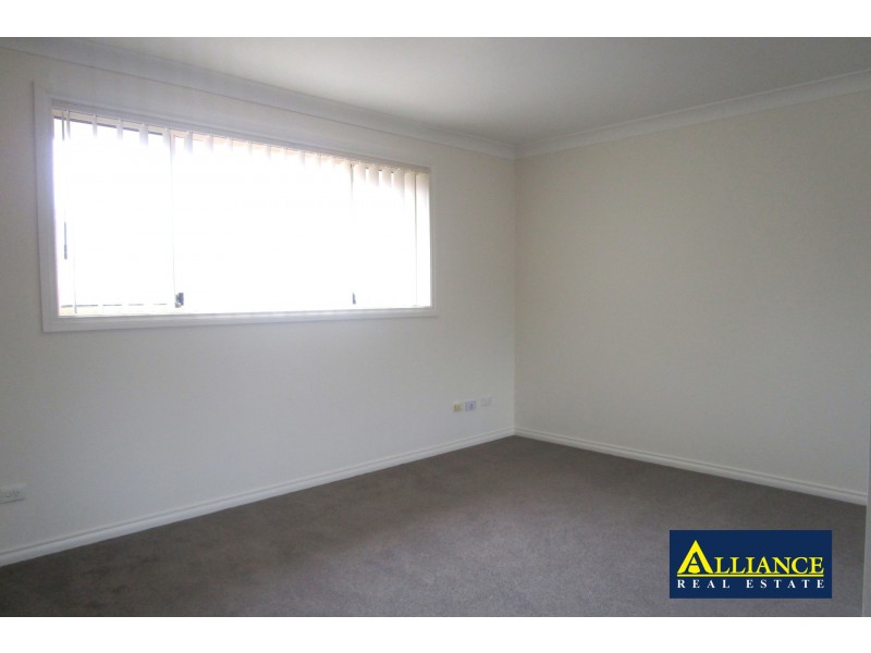 694 Henry Lawson Drive, Picnic Point NSW 2213