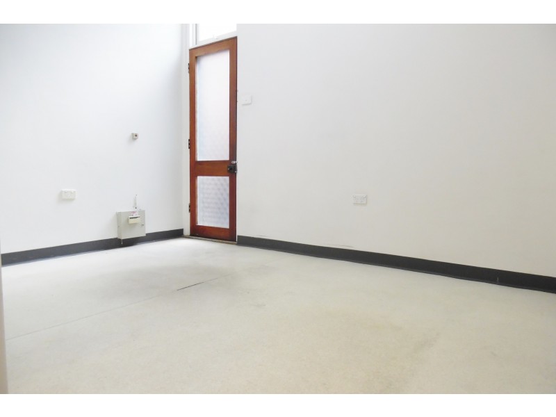 2/14 Marco Avenue, Revesby NSW 2212