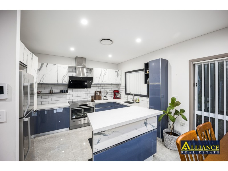 6a Samoa Avenue, Picnic Point NSW 2213