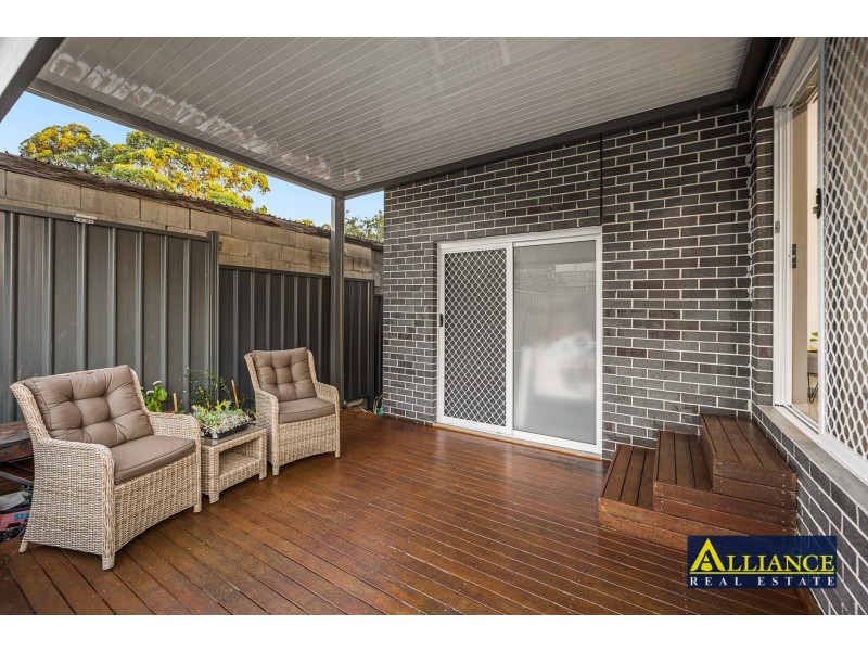 6a Samoa Avenue, Picnic Point NSW 2213