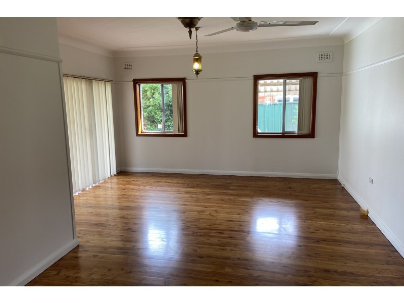 19 Laundess Avenue, Panania NSW 2213