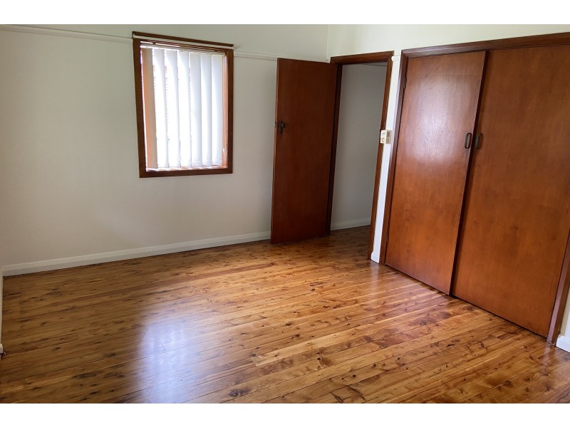 19 Laundess Avenue, Panania NSW 2213