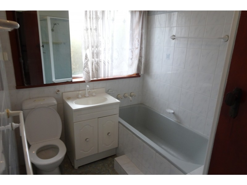 19 Laundess Avenue, Panania NSW 2213