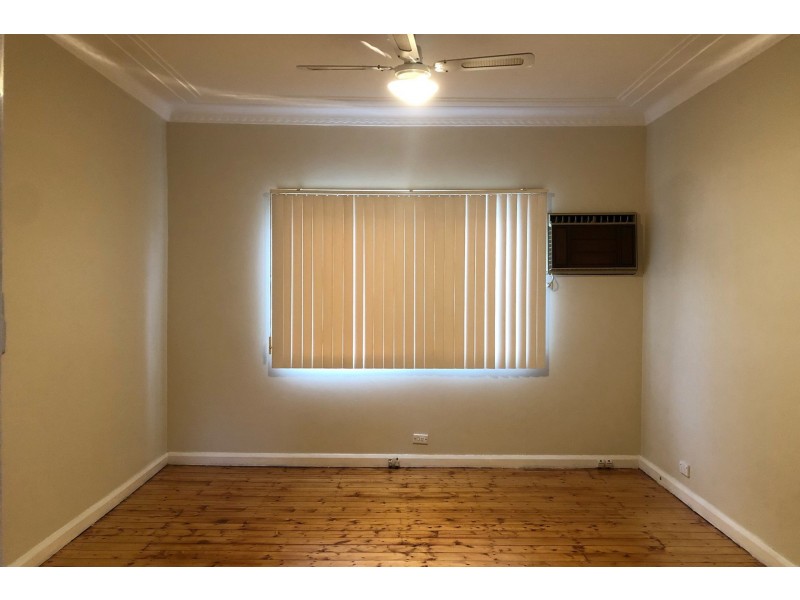 13 Rodgers Avenue, Panania NSW 2213