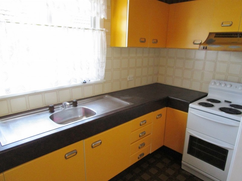 13 Rodgers Avenue, Panania NSW 2213