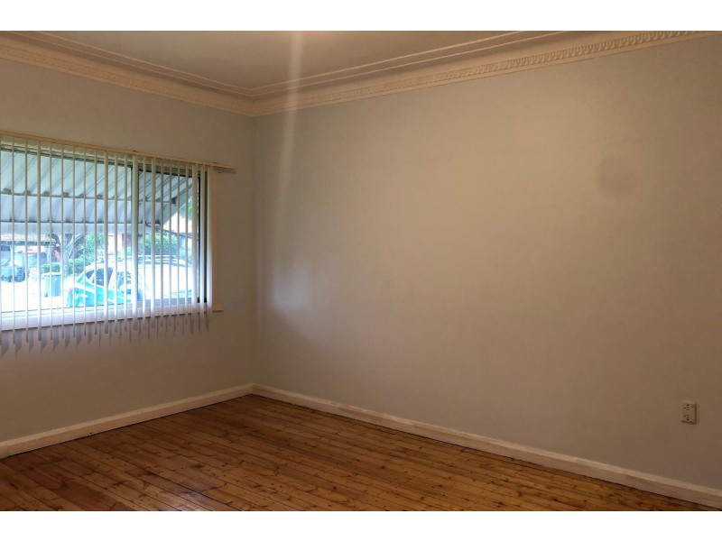 13 Rodgers Avenue, Panania NSW 2213