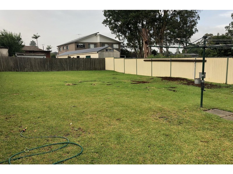 13 Rodgers Avenue, Panania NSW 2213