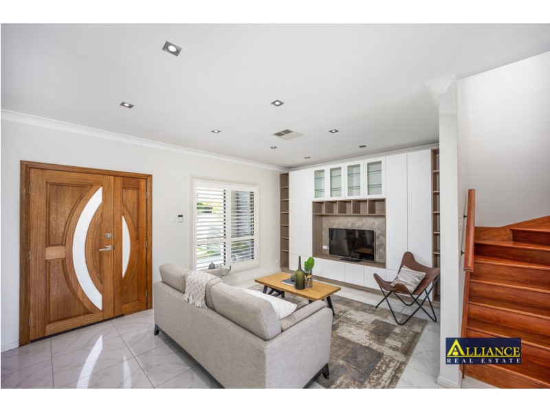 4 Windermere Crescent, Panania NSW 2213