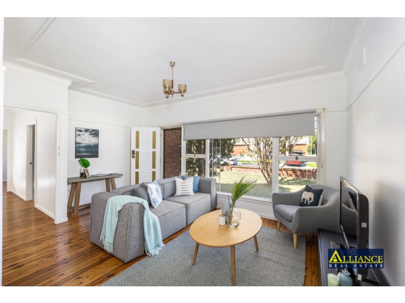 28 Kathleen Parade, Picnic Point NSW 2213