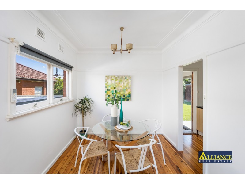 28 Kathleen Parade, Picnic Point NSW 2213