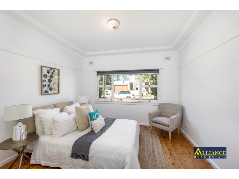28 Kathleen Parade, Picnic Point NSW 2213