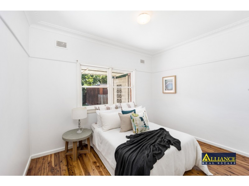 28 Kathleen Parade, Picnic Point NSW 2213
