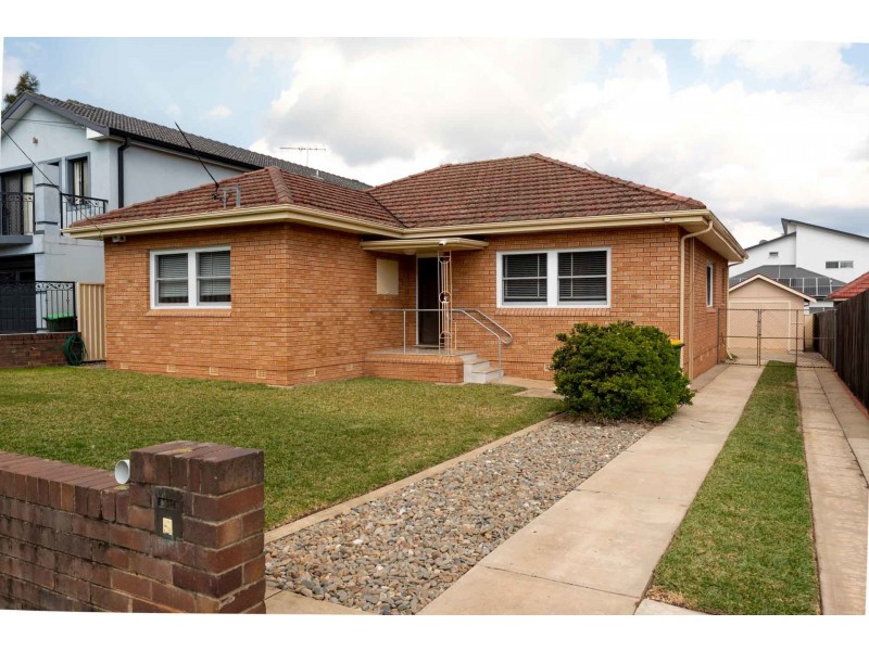 5 Freda Street, Panania NSW 2213