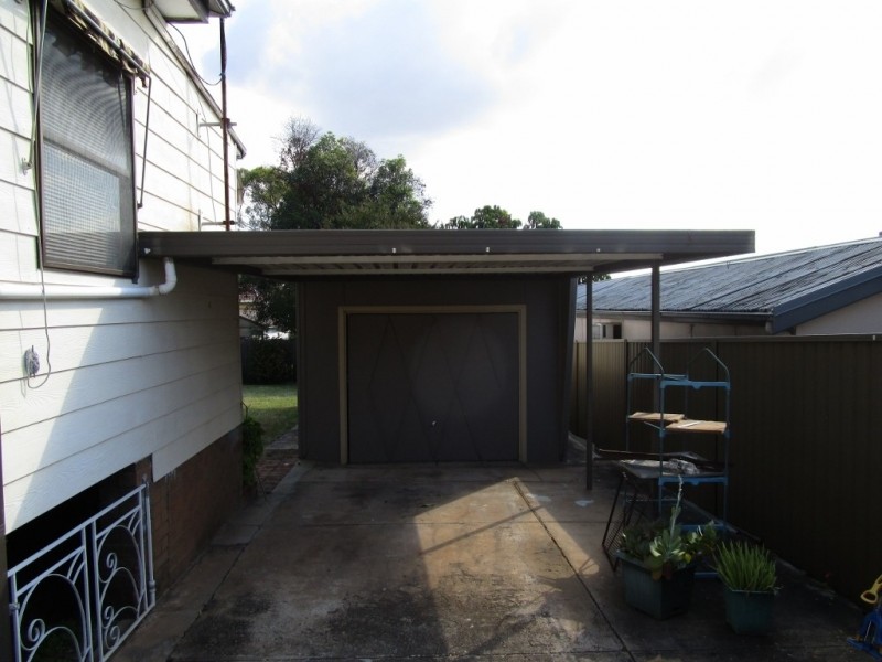 62 Picnic Point Road, Panania NSW 2213