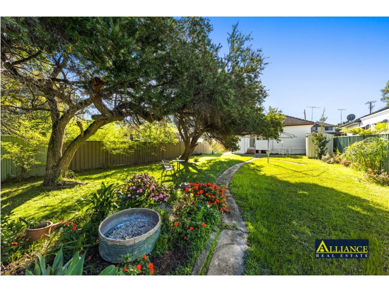 51 Lehn Road, East Hills NSW 2213