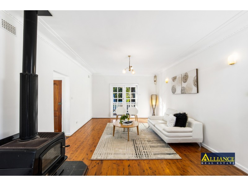 57 Maclaurin Avenue, East Hills NSW 2213