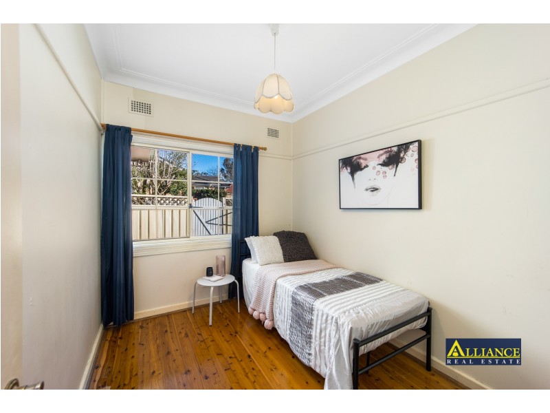 57 Maclaurin Avenue, East Hills NSW 2213