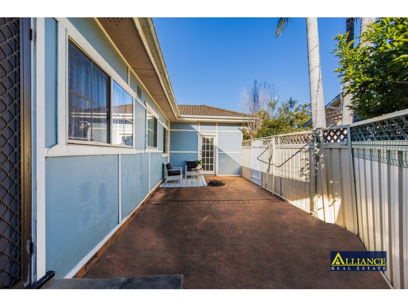 57 Maclaurin Avenue, East Hills NSW 2213