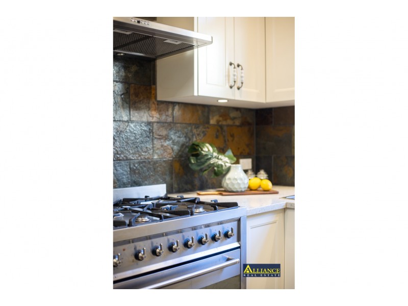 186 Lambeth Street, Picnic Point NSW 2213