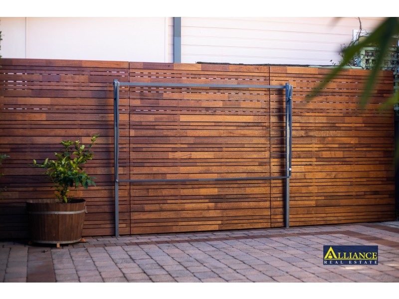 186 Lambeth Street, Picnic Point NSW 2213