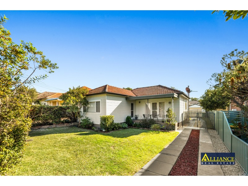 24 Banks Street, Padstow NSW 2211