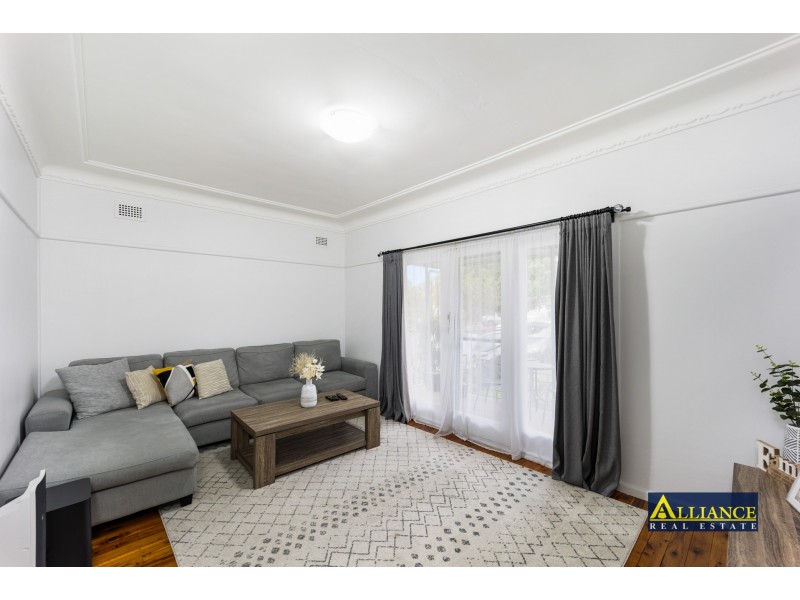 24 Banks Street, Padstow NSW 2211