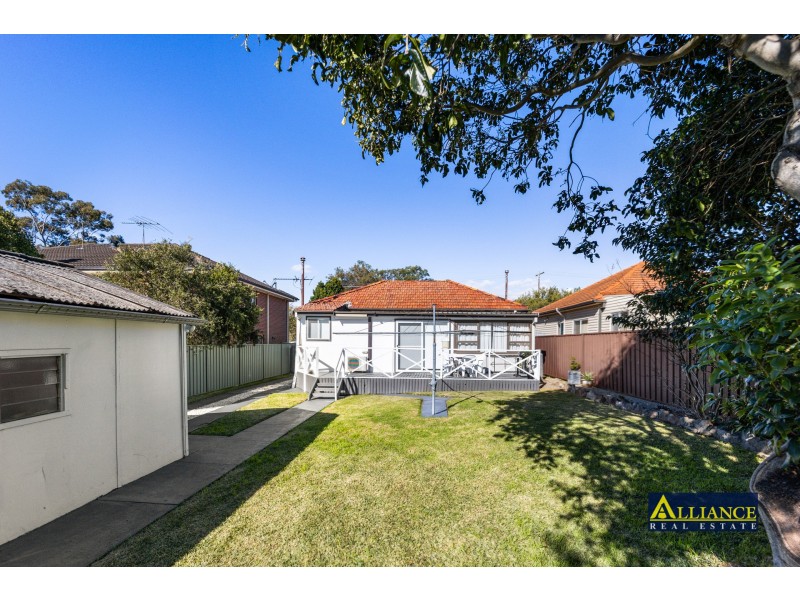 24 Banks Street, Padstow NSW 2211