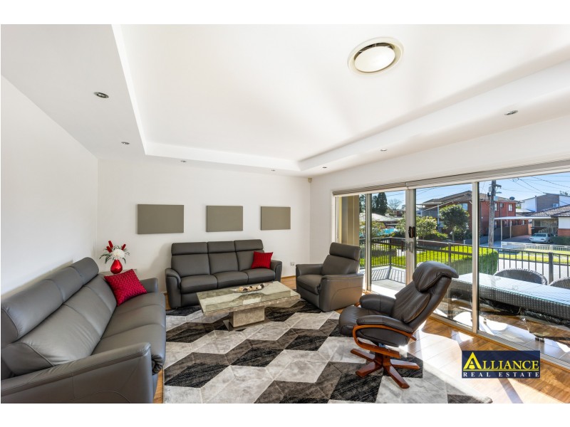 30 Gowlland Parade, Panania NSW 2213