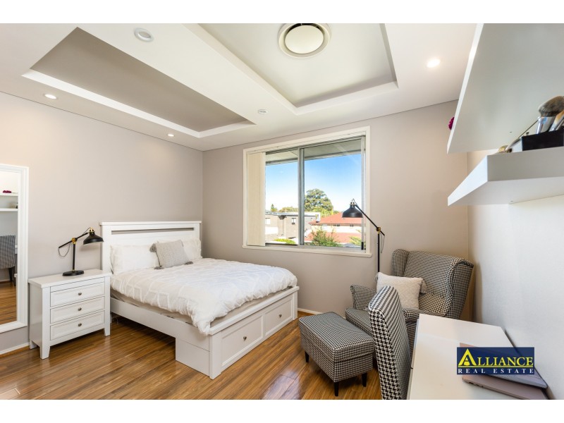 30 Gowlland Parade, Panania NSW 2213